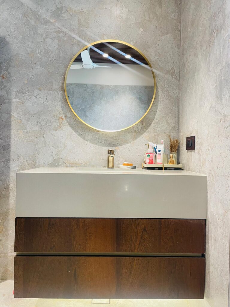 e16634b8-bf6f-47fb-a1f8-c6cbd6ac54f3